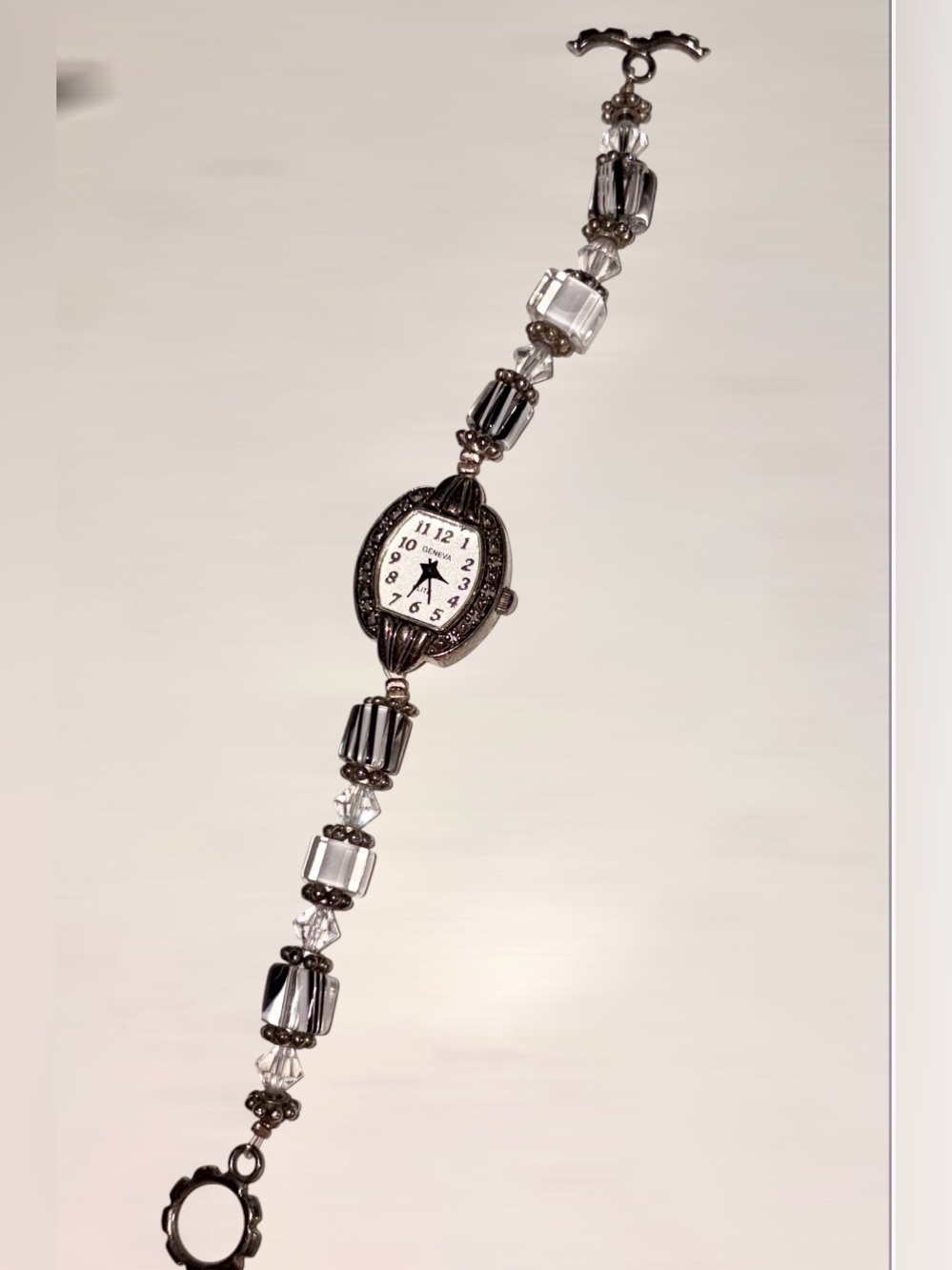 Vtg Geneva Elite #368 Women's Watch w/ Silver-tone Marcasite Bezel Bracelet Band
